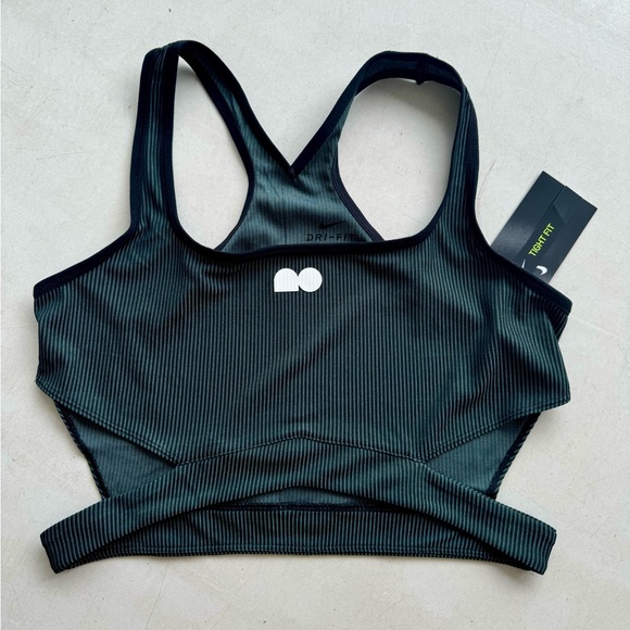 Nike Naomi Osaka Crop Top - Picture 5 of 7